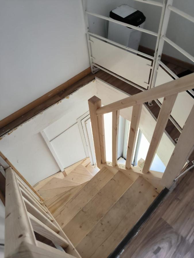 3 Hebergements - Au 1Er Etage 1 Appartement 2 Pieces Et Au 2Eme Etage Un Logement De 2 Chambres Louees Separement Avec Coin Cuisine Et Toilettes A Partager- Dans Pavillon Au Pied Du Rer B A 5 Minutes De Paris Et 30 Mn Stade De France Кашан Екстериор снимка